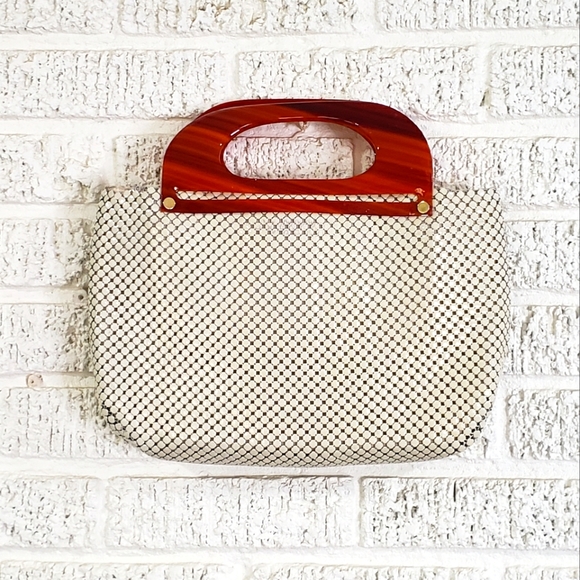 Vintage 1920's Whiting & Davis Co White Mesh Purse - Picture 3 of 9